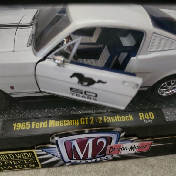 M2 Machines 1965 Ford Mustang GT 2+2 Fastback White Ltd Ed 5000 Pieces - Picture 4 of 10